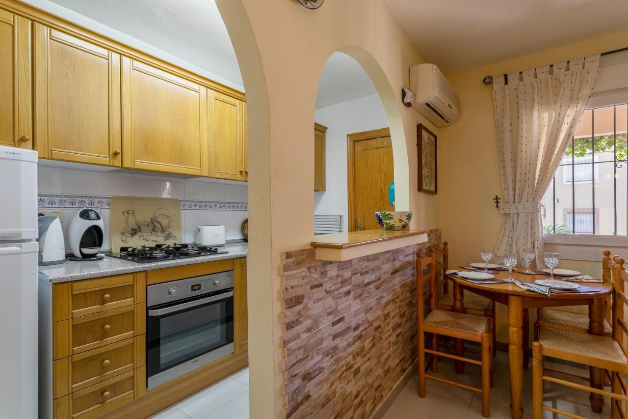Heads 2 Holiday Homes Apartment Villamartin  Exteriér fotografie