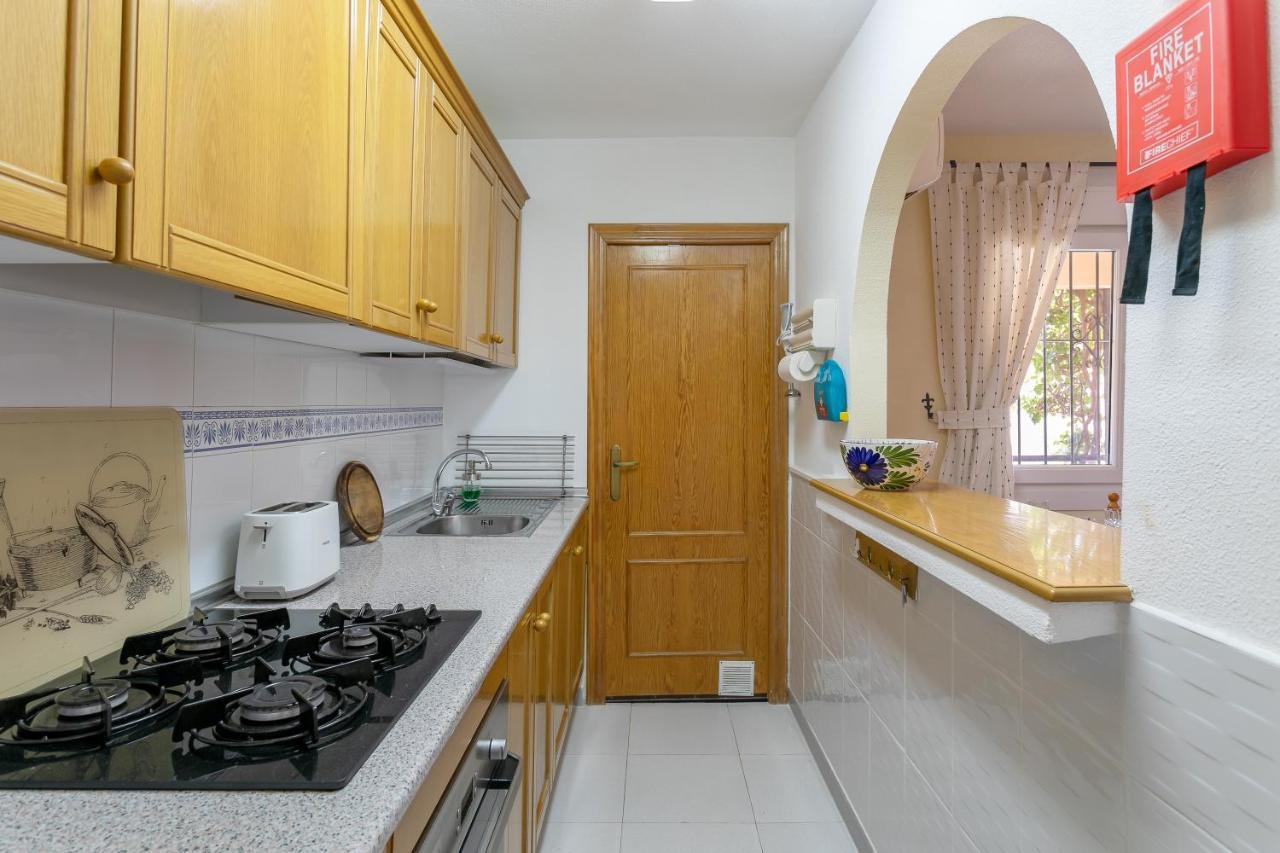 Heads 2 Holiday Homes Apartment Villamartin  Exteriér fotografie